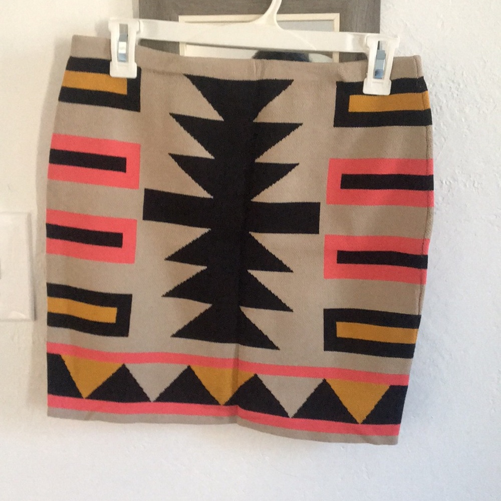 RACHEL ROY spandex pencil skirt geometric pattern